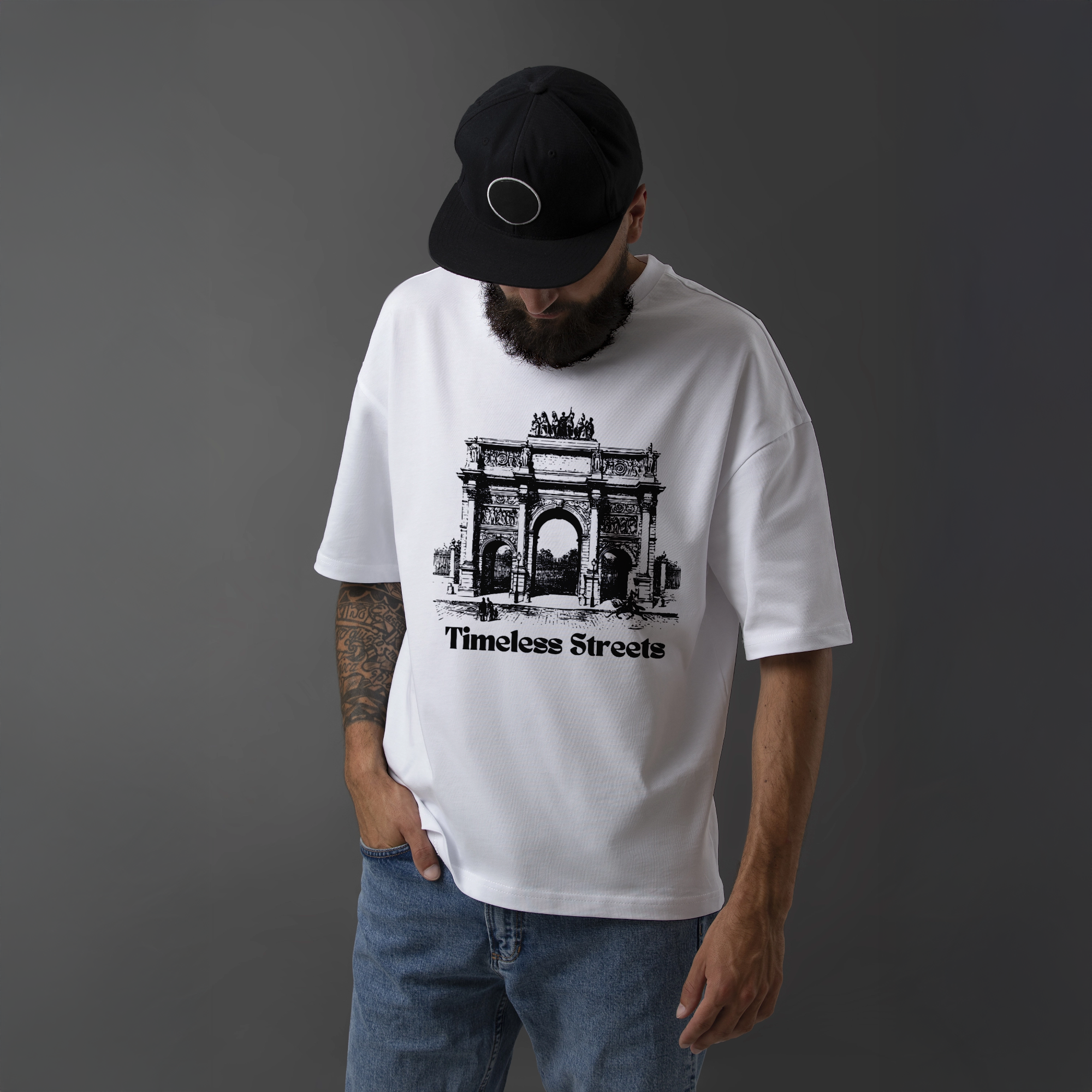 Timeless Streets: Arc de Triomphe du Carrousel T-Shirt